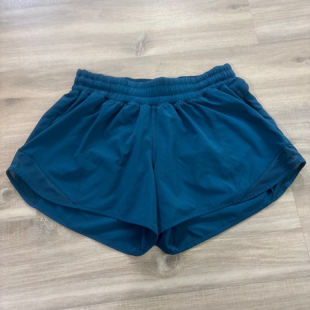 Lululemon Hotty Hot Short II Long 4" Night Tide Women Size 6
